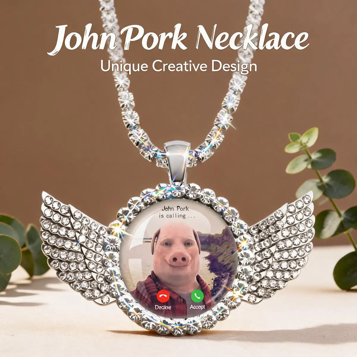 John Pork Meme Gold Cuban Chain Moon-Shaped Pig Necklace, Casual Elegant Fun Animal Costume Jewelry, Unique Daily Wear Accessory, Gift for Pig Lovers  Design Fashion