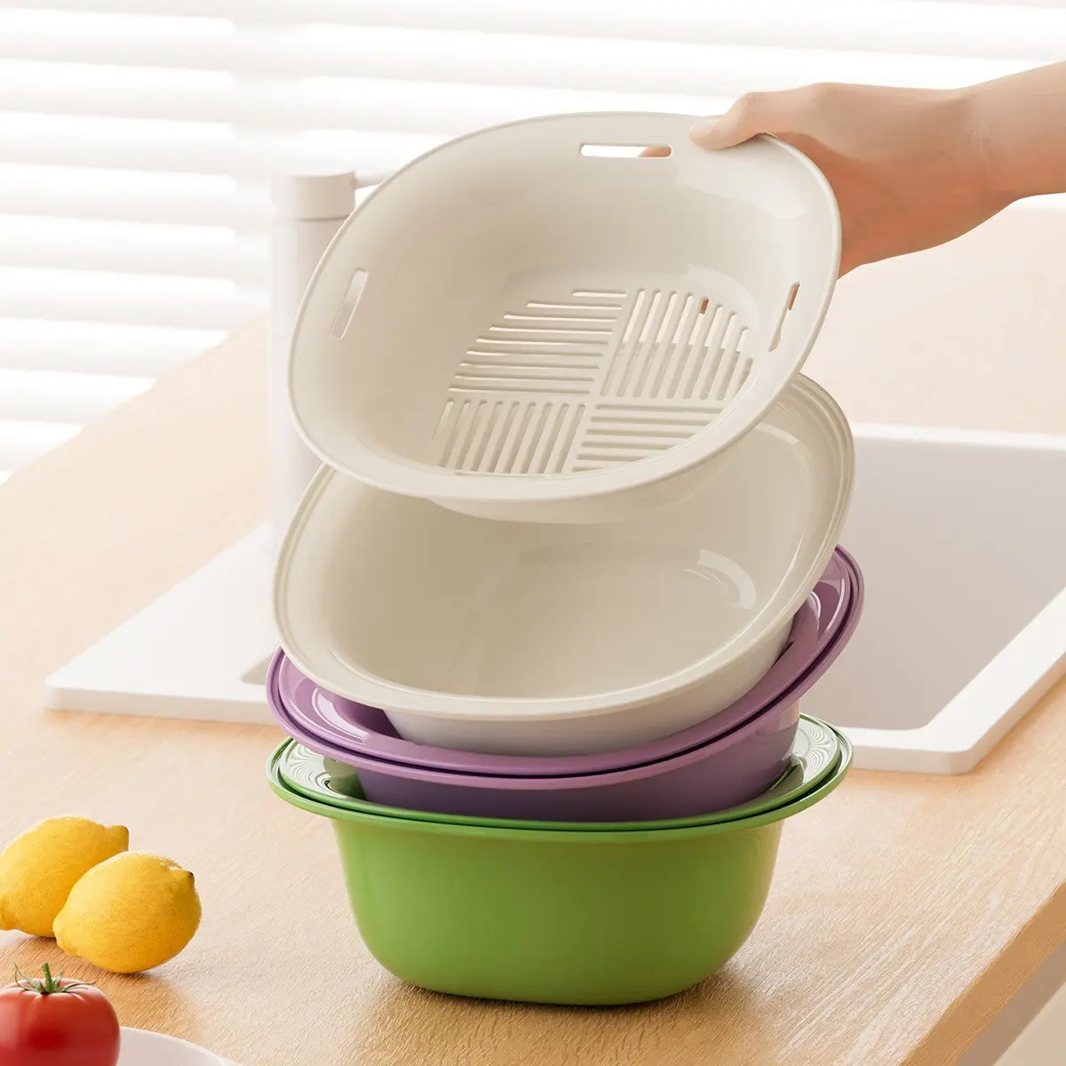 Three-In-One Draining Basket Set, Multi-Functional Three-Layer Filter, Vegetable and Fruit Washing Bowl, Microwave Safe with Lid