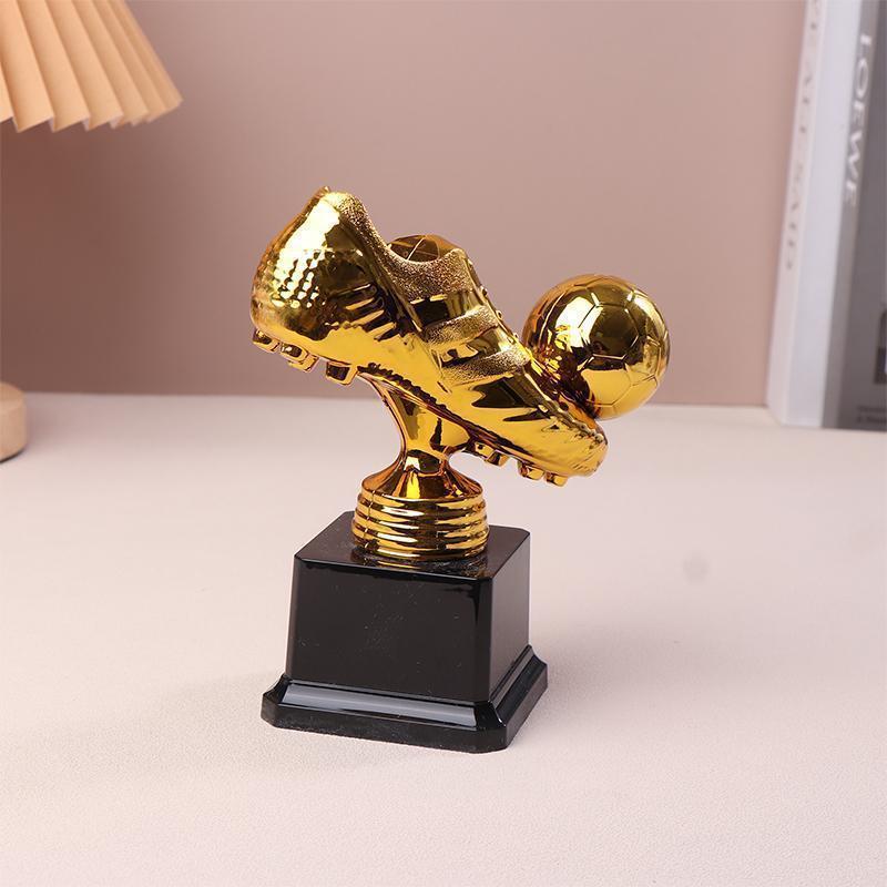 Miniature Figures European Golden Shoe Football Soccer Award Trophy Best Shooter Shoe Boot Fans Souvenir Cup Gift Crafts