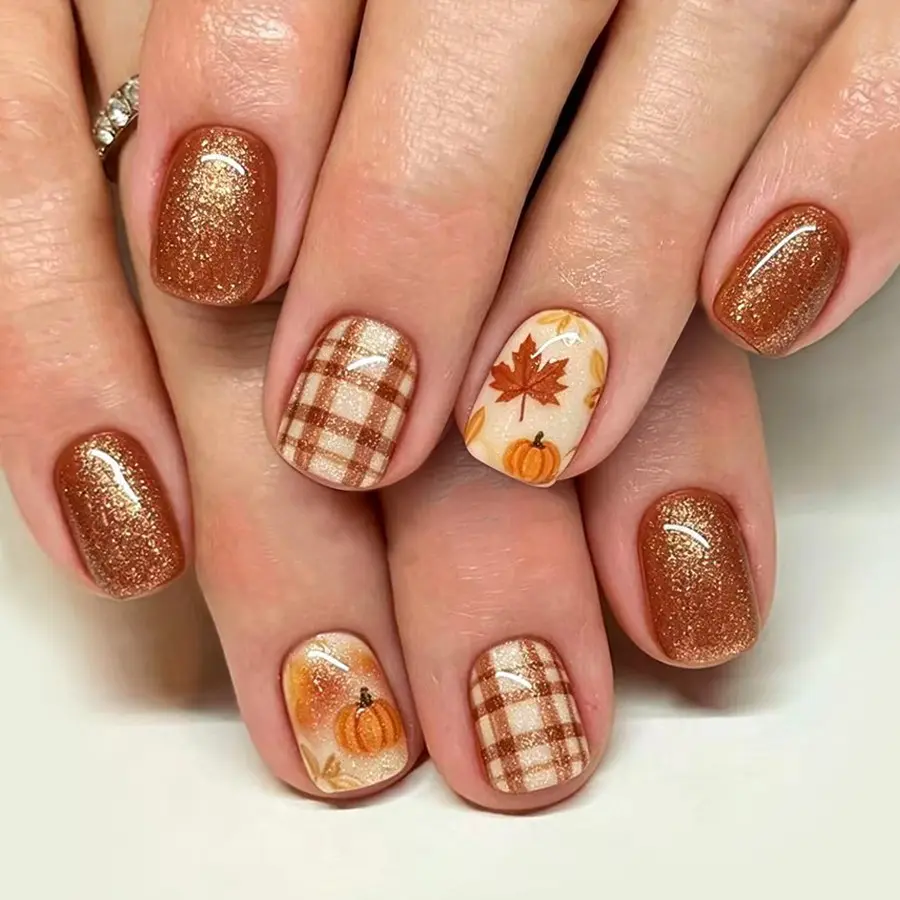 24pcs Short Square Nails, Autumn Winter Pumpkin Maple Leaf Gradient Pattern, Reusable Thanksgiving Press-On Nails for Women and Girls, Crazy Nail Art