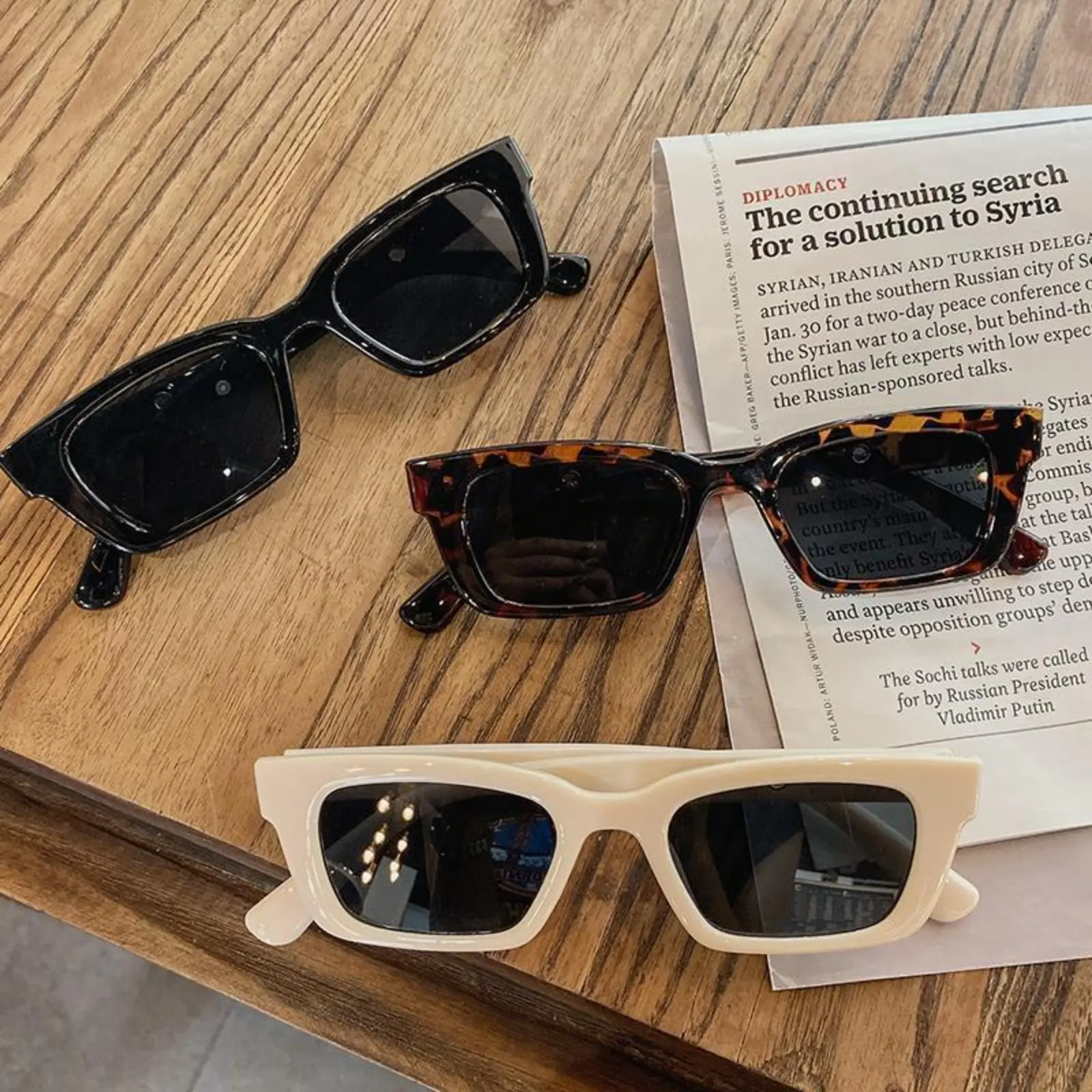 Female Tortoiseshell Vintage Cat Eye Sunglasses - Retro Small Square-Narrow Rectangle Frames, UV-Protective Streetwear Eyewear for Daily Use, Sports & Outdoor Accessories