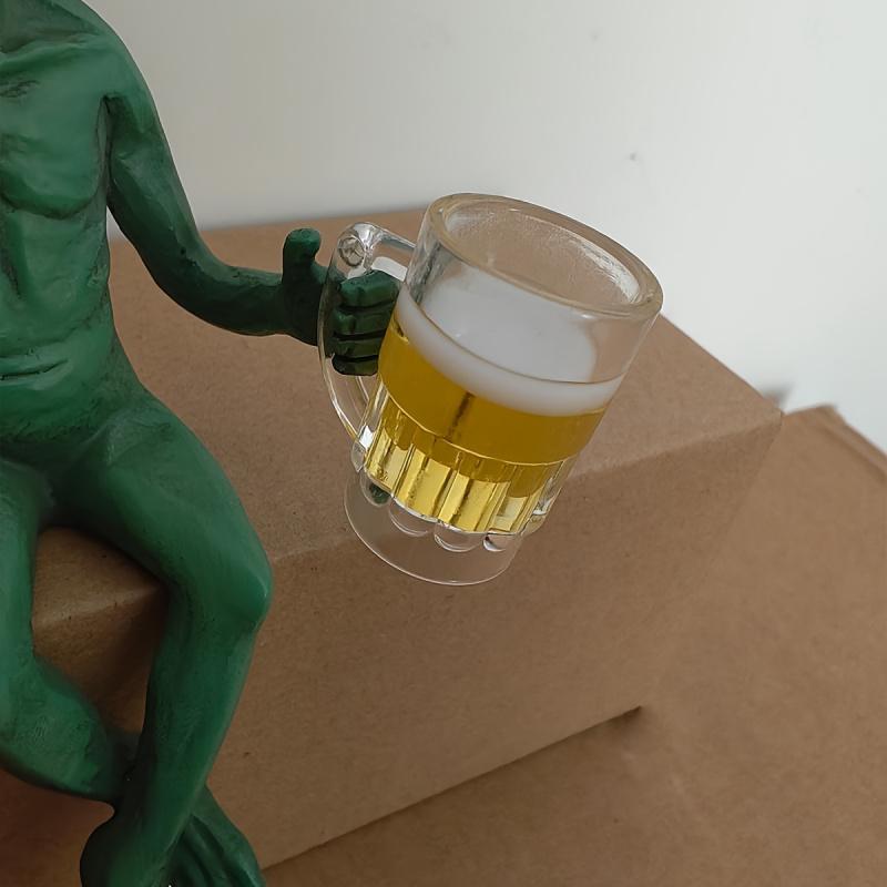 Alien Figurine Holding Beer Mug, Desktop Shelf Display Decor, Perfect for Halloween Decoration, Fun Humorous Home Office Accessory