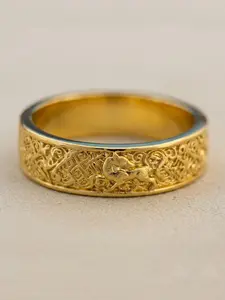 Golden Plated Viking Wolf Engraved Band Ring Retro Celtic Knot Pattern Relief Wolf Wedding Band Vintage Norse Animal Totem Finger Ring for Men Women