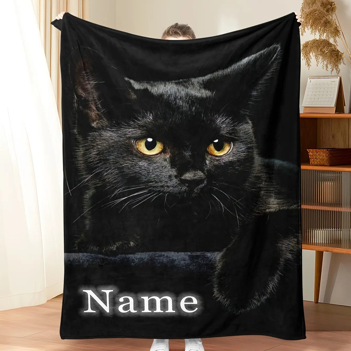 Custom Name Realistic Black Cat Portrait Print Flannel Blanket Soft Cozy Flannel Throw Blanket Warm Plush Couch Blanket Bedroom Nap Decor Giftable Blanket For Cat Pet Lover Personalized Sofa Room