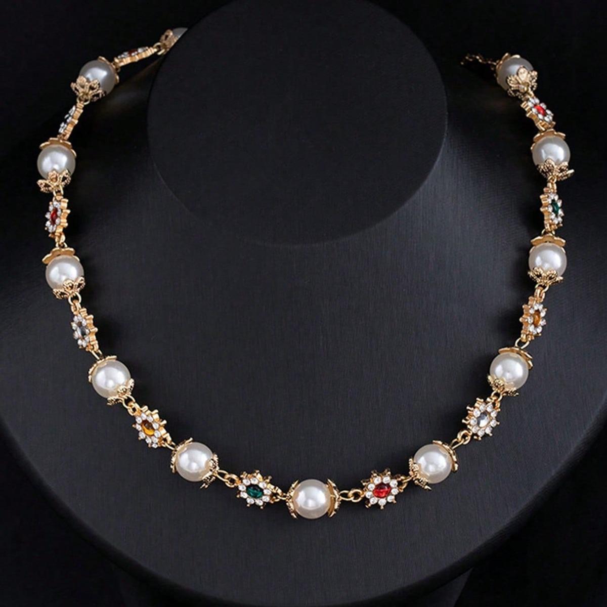 1 Shining Classic Elegant Geometric Beaded Necklace Perfect Fashion Jewelry Gift for Women's Daily Wear Vintage Luminescent Stainless Bell Pendant Steel Anime the Ring birthday festival ideal wedding bff friendship style