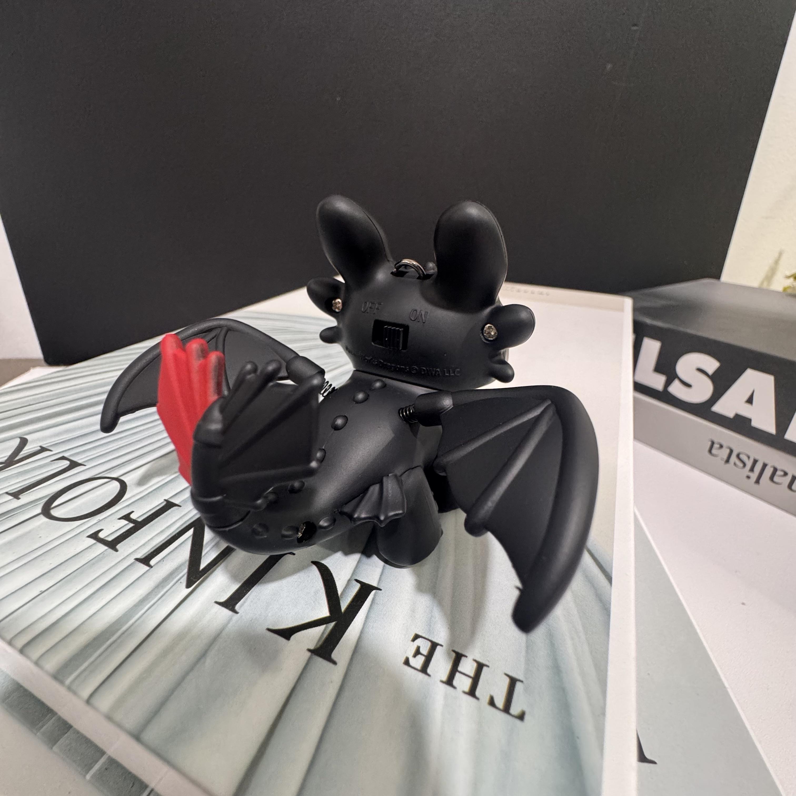 Joylux How to Train Your Dragon, Night Fury Dragon Keychain,Valentine Party Favor Toys 2026, Glow in the Dark Mini Dragon, Pendant with Moving Wings ,Trendy Bag Charm Car Ornament Keychain, Gift Birthday Peripheral