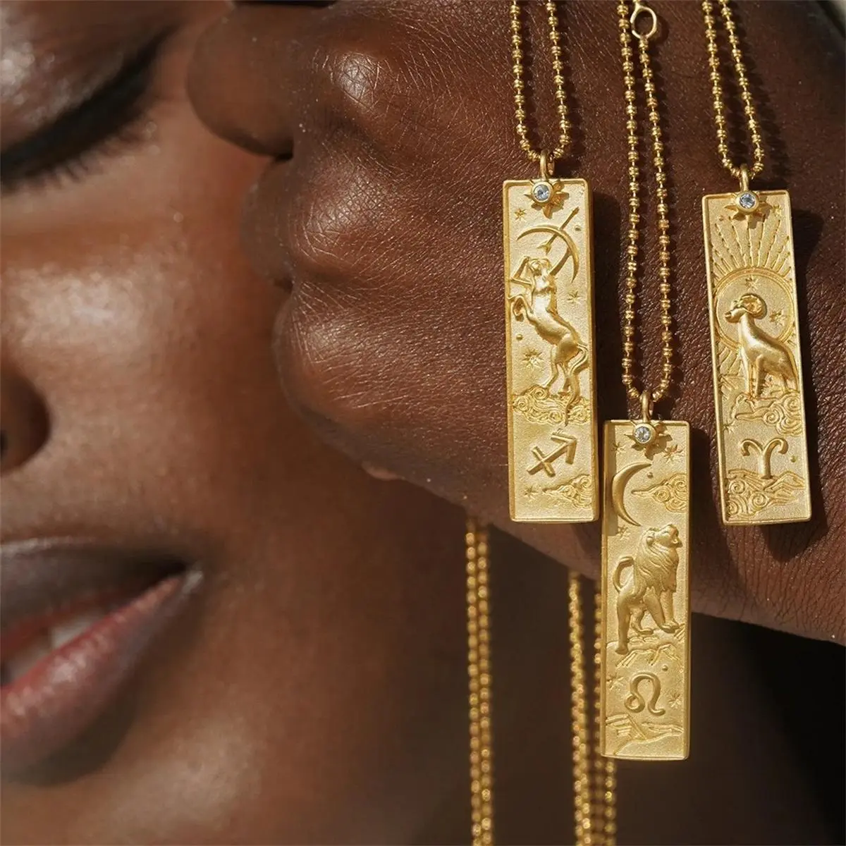 12 zodiac stainless steel rectangular pendant necklace, pure gold electroplating, waterproof and fade resistant