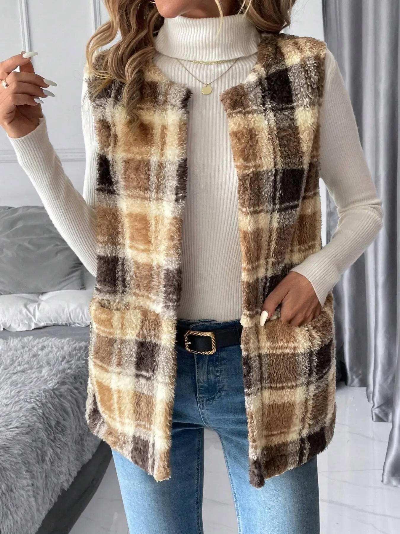 Women's Fall Winter Warm Plaid Pocket Front Open Sleeveless Vest, Stylish and Cozy Outerwear for Cold Weather, Perfect for Layering