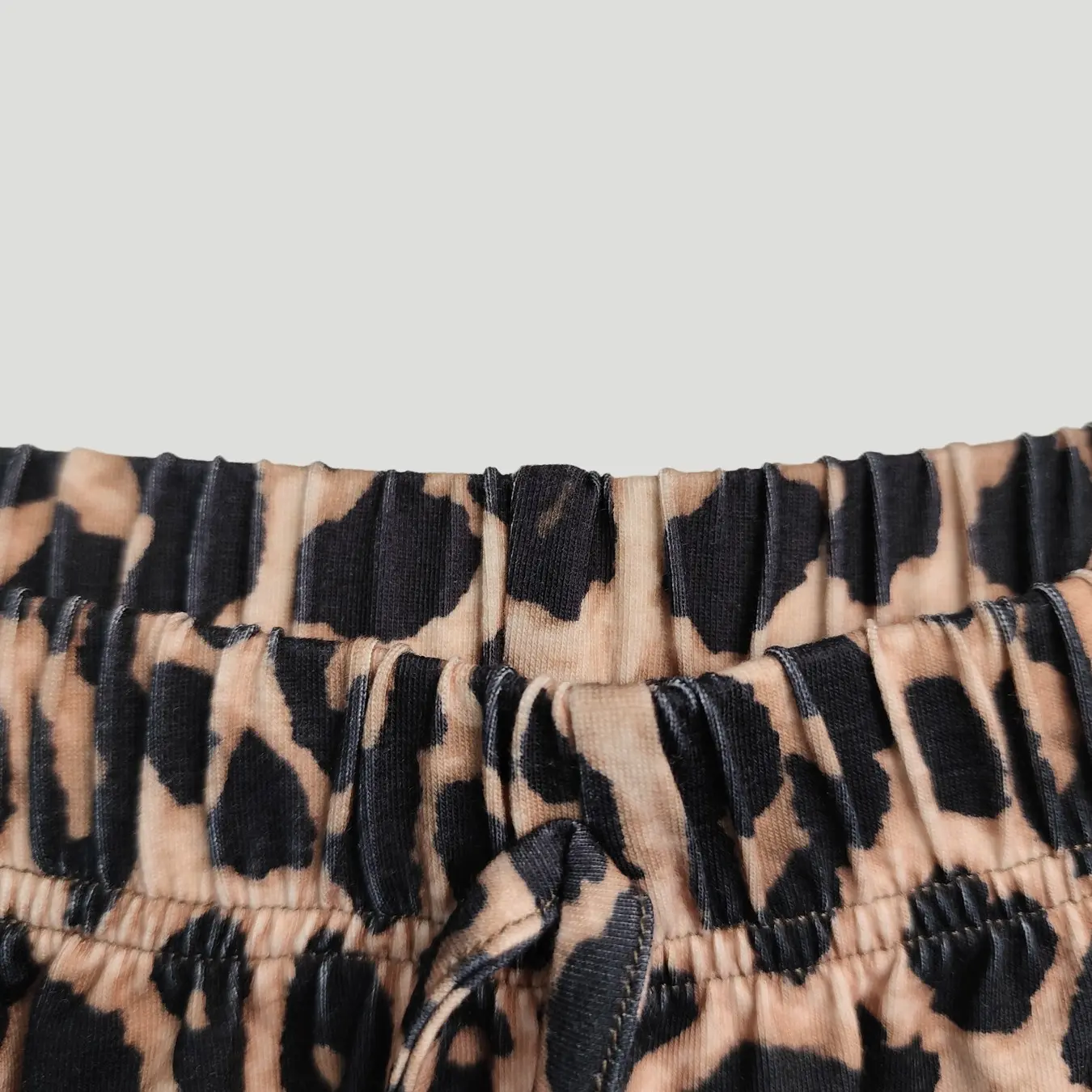 Women's Leopard Print Casual Loungewear Homewear Pajamas Two-Piece Set, Round Neck Short Sleeve Backless Top & Lounge Long Pants, Comfortable Wear, Casual Loungewear Sleepwear