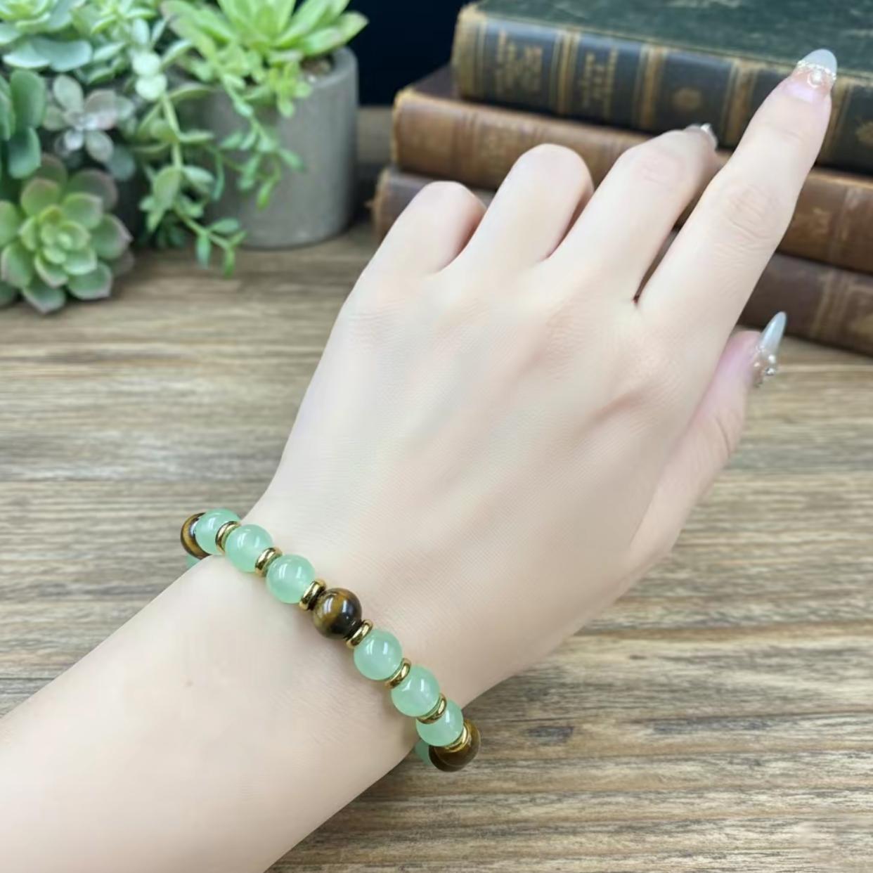 1pc Money Attraction Bracelet with Green Aventurine & Tiger Eye for Wealth & Good Luck, Wealth Manifestation Crystal Bracelet for Birthday, Anniversary, Summer Vacation & Theme Parties Jewelry Gift for Women and Men