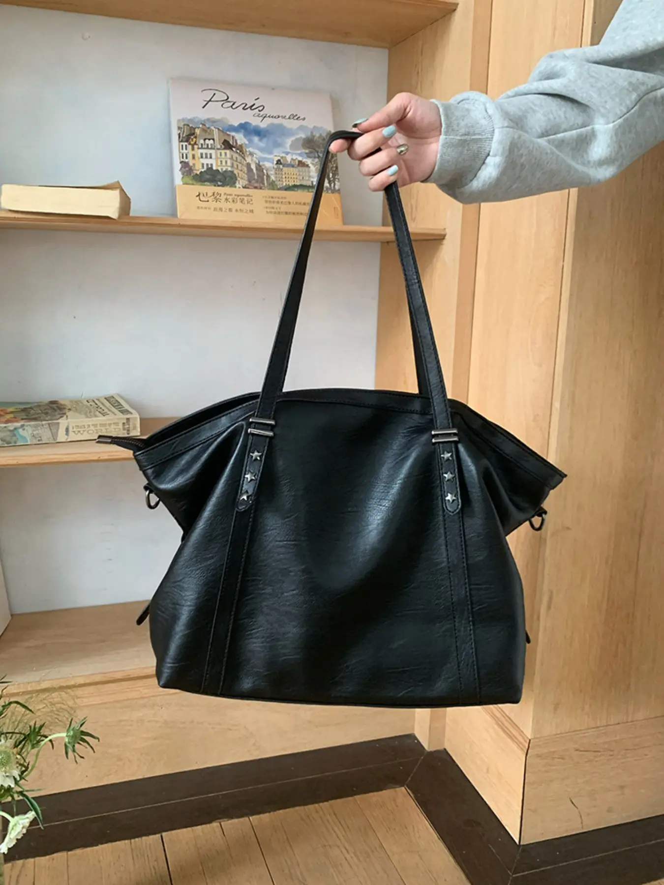 Large Capacity Women's Shoulder Bag, Versatile College Style, Soft Leather Tote, Casual Crossbody Bag for Commuting