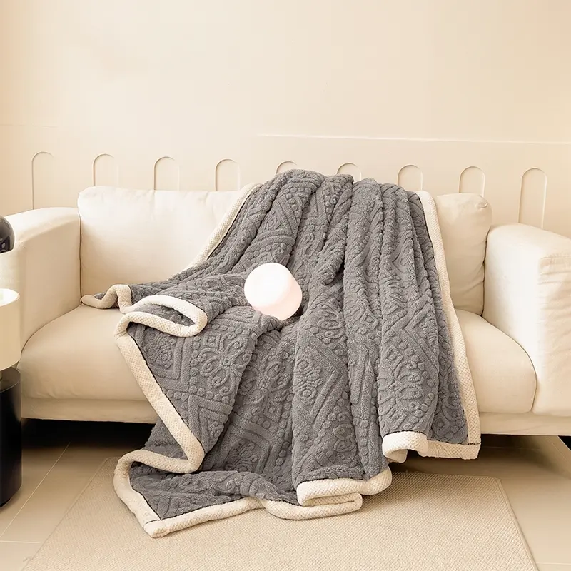 Pure Color Blanket 350g, Fashion European Embroidered Blanket, Comfortable and Warm, No Shedding, Suitable for Living Room, Bedroom, Office