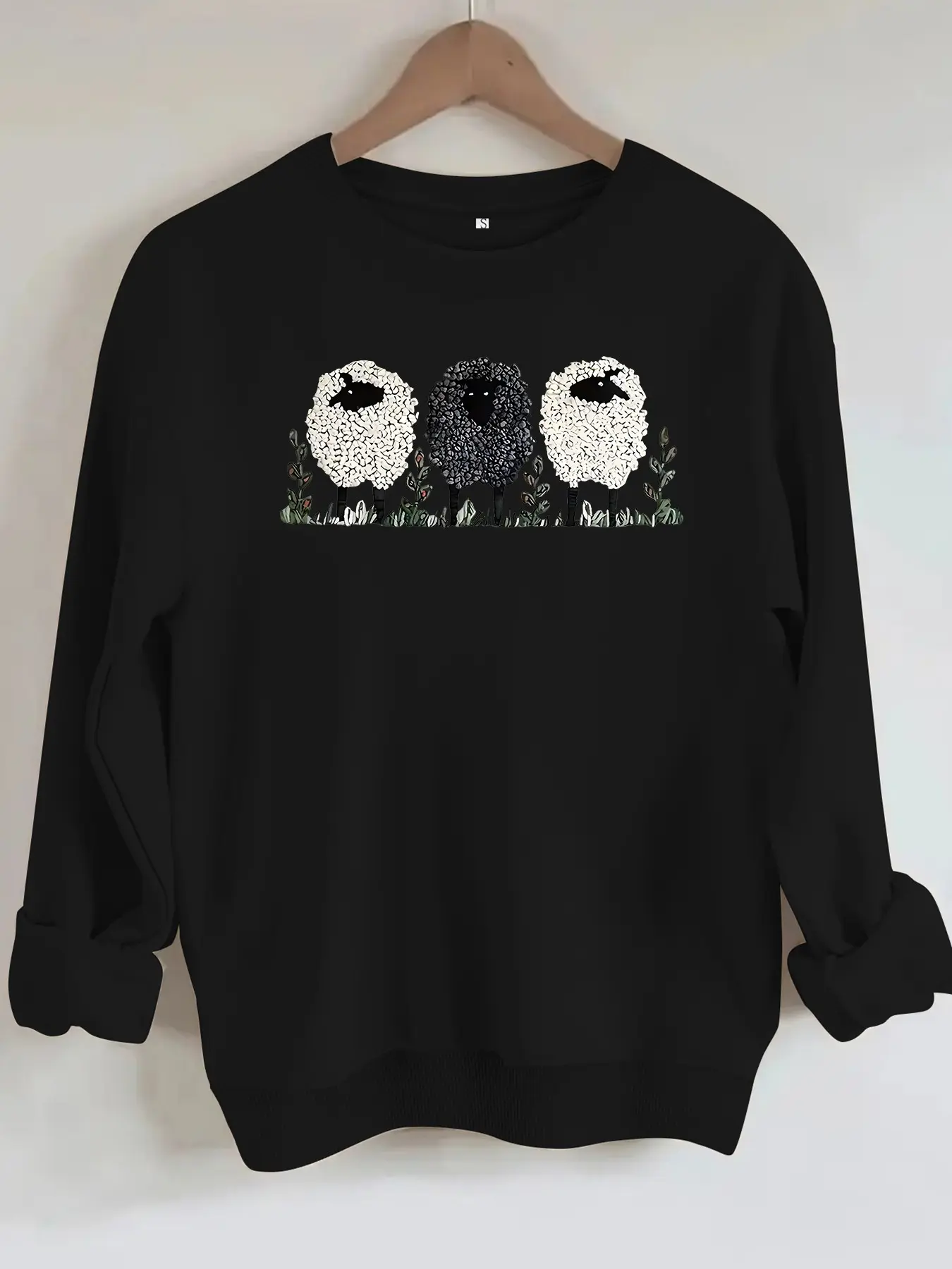 Women's Casual Fleece Sweatshirt, Cute Three Sheep Print, Round Neck, Long Sleeve, Loose Fit, All Seasons Comfort