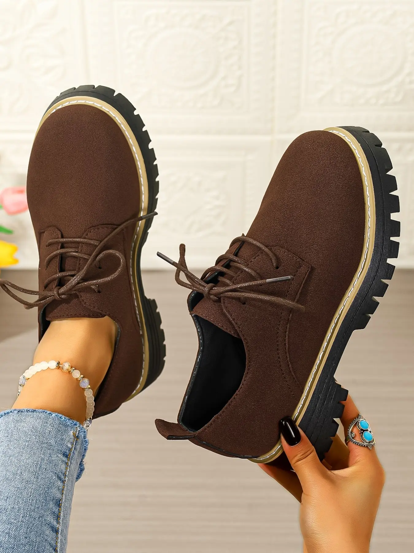 Women's Velvet Lace-Up British Style Small Leather Shoes, Thick Sole Chunky Heel Gear Bottom, Vintage Casual Work Oxford Shoes, Multiple Colors Available