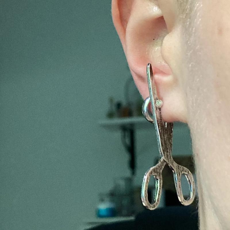 2pcs Dark Gothic Vintage Imitation Scissors Exaggerate Stud Earrings For Men Women Goth Punk Silver Color Halloween Fashion Jewelry
