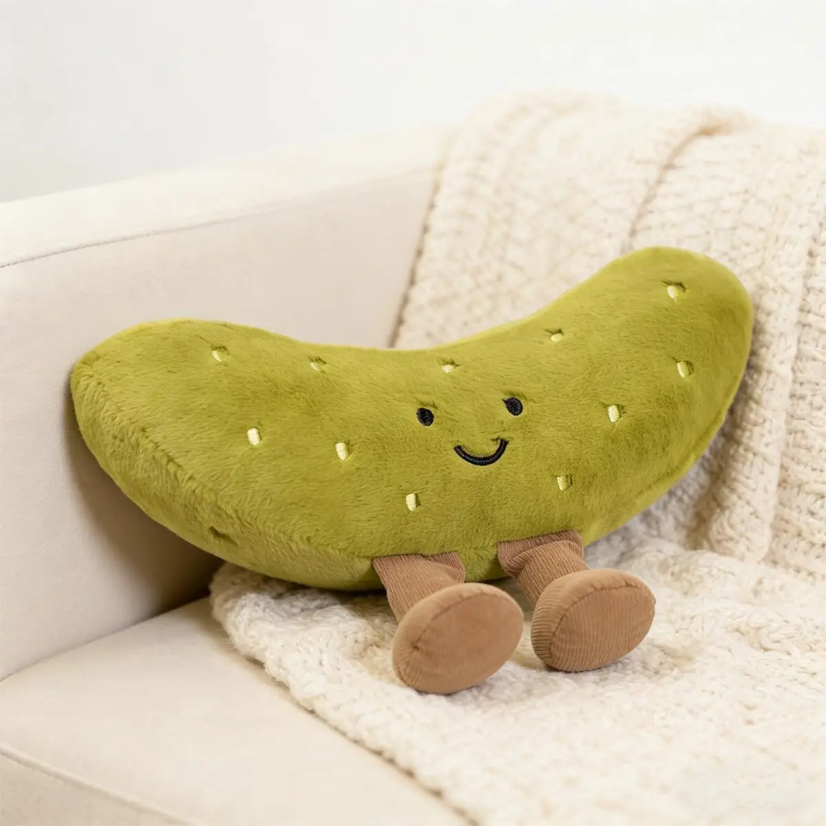 Pickle Plush Pillow, 10" Funny Food Plushies，Soft Pickle Stuffed Animal Kawaii Birthday Gifts for Teen Boys