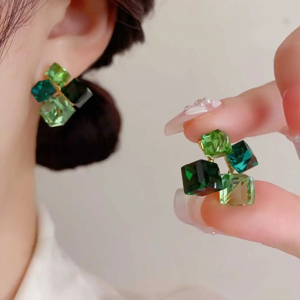 European American Cross-border Fashion 3D Square Emerald Stud Earrings Exquisite Simple Unique Design Super Sparkling Earrings QH260922C21