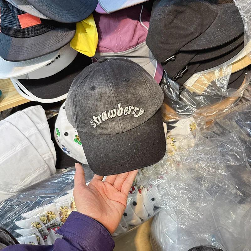 New Women Washed Cotton Cap Strawberry Embroidery Gradient Color Baseball Cap Female Outdoor Fashion Dad Hats