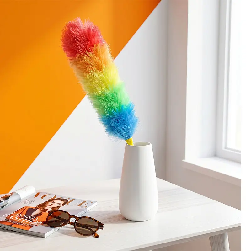 Color feather duster electrostatic dust duster bendable desktop sweep household PP wire cleaning feather duster