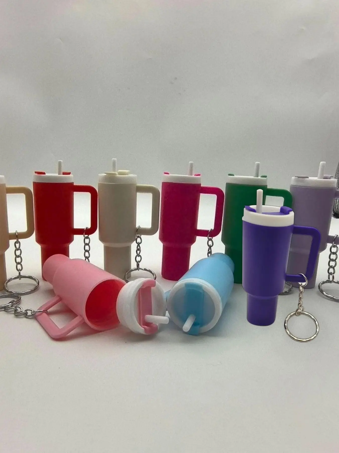 Creative Water Bottle Keychain, Backpack Pendant, Perfect Daily Accessory, Delightful Small Gift Idea, Stylish and Functional Design