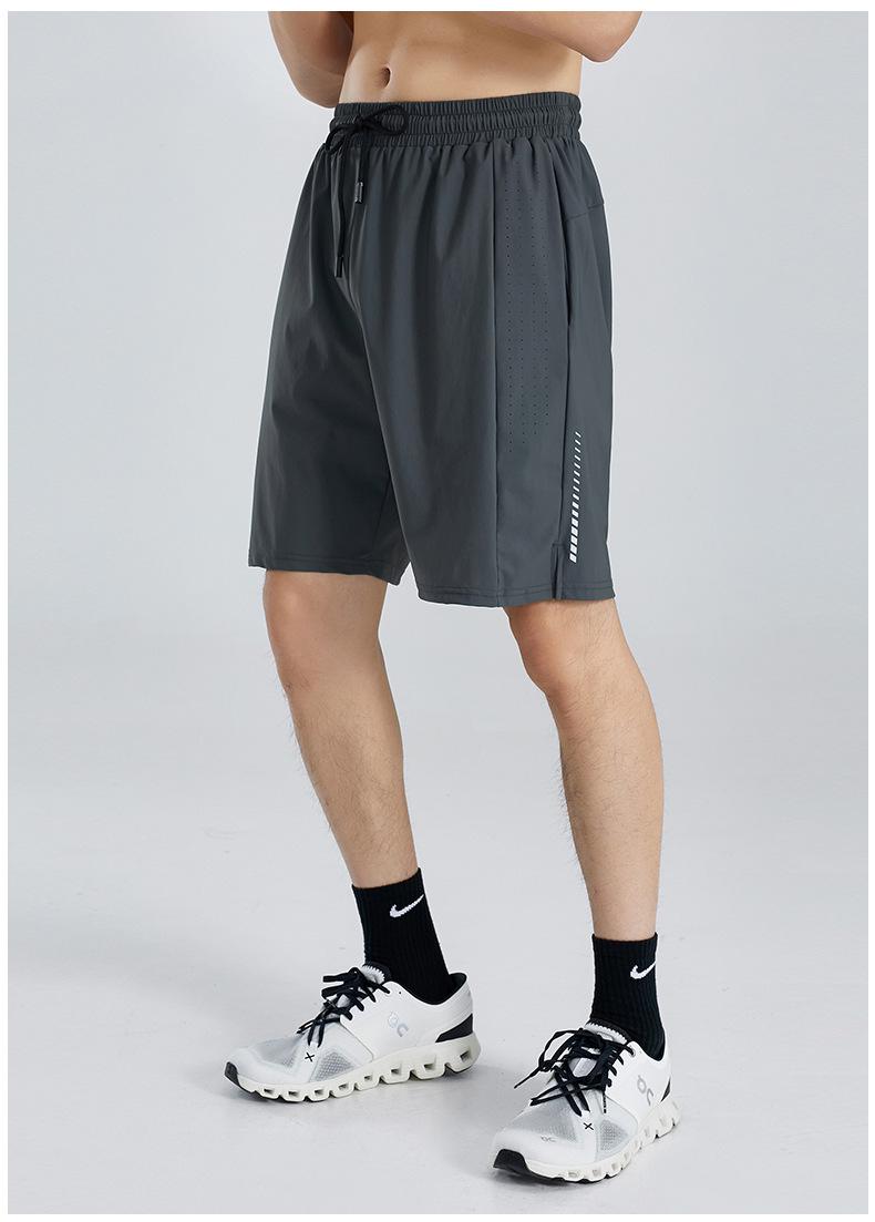 2026 New Men's Breathable Casual Shorts, Ice Silk Thin Quick-Dry Sports Fitness Shorts for Outdoor Running