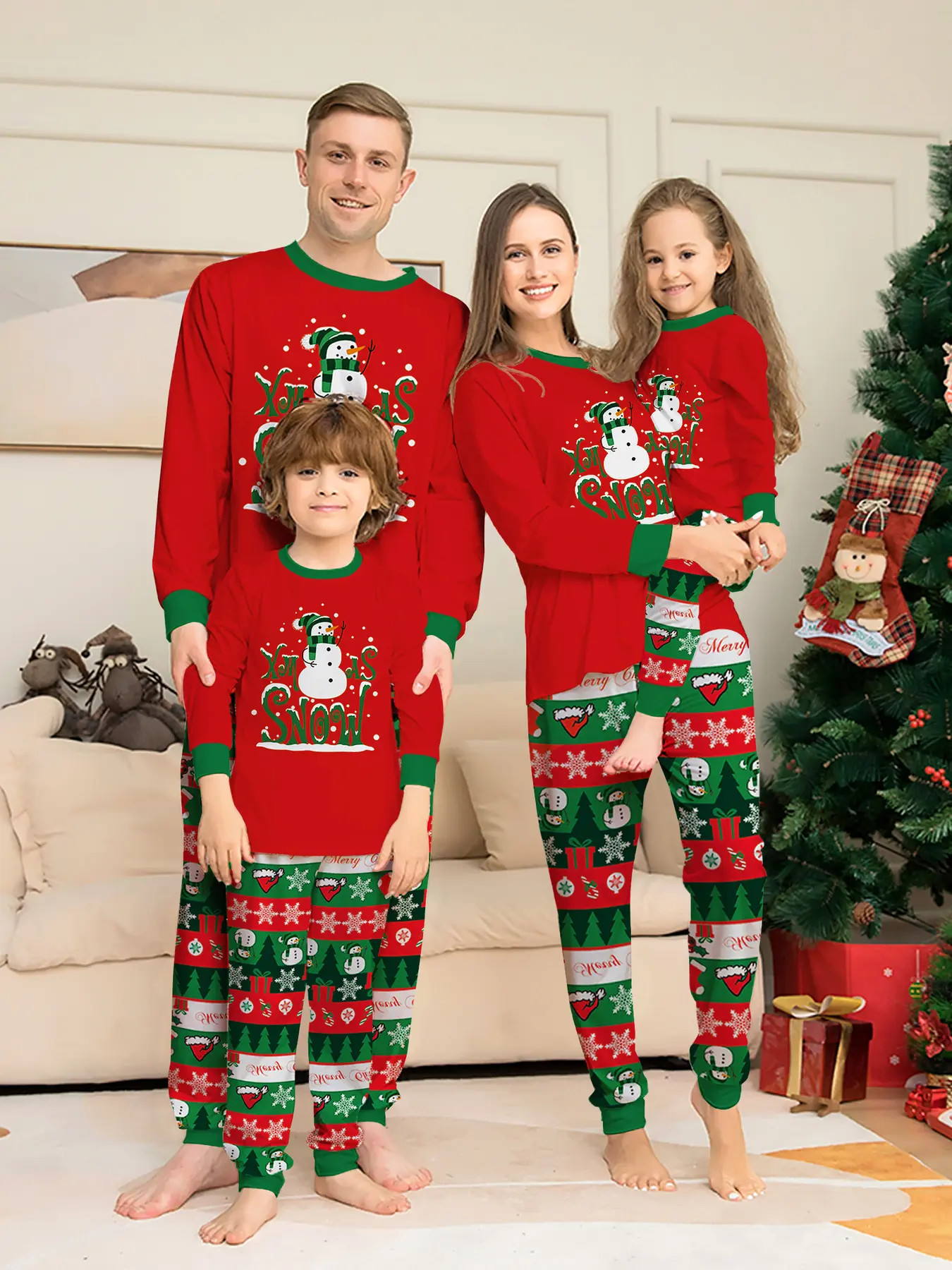 Family Christmas Pajamas Set for Family of 4, 2-Piece Outfit, Christmas Hat Letter Print Soft Knit Loungewear, Breathable Skin-Friendly Sleep Set, Ideal for Christmas Family Photos, Holiday Family Party Outfits, Festive Christmas Gift Family Loungewear