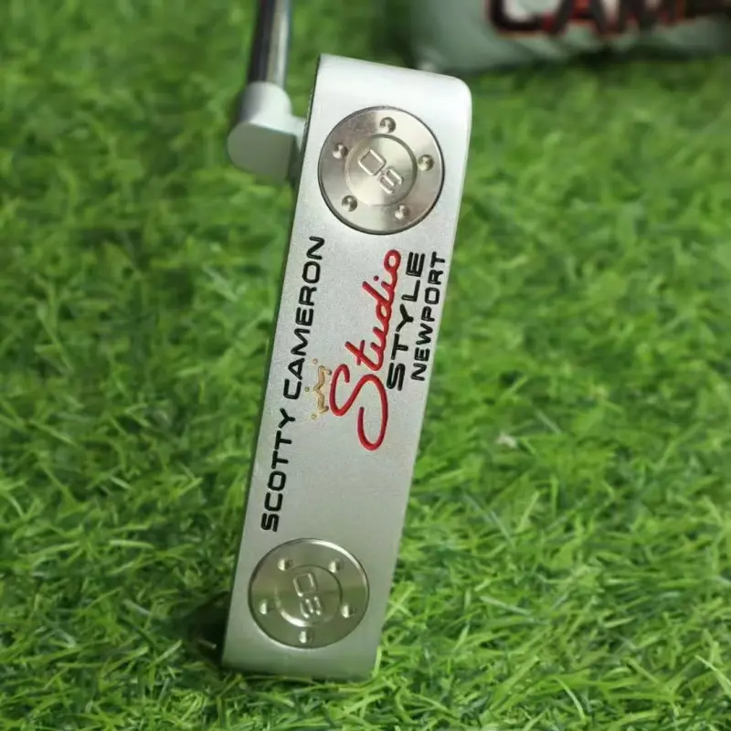 Golf putter 2026 latest model in silver with crown design, comes with a head cover