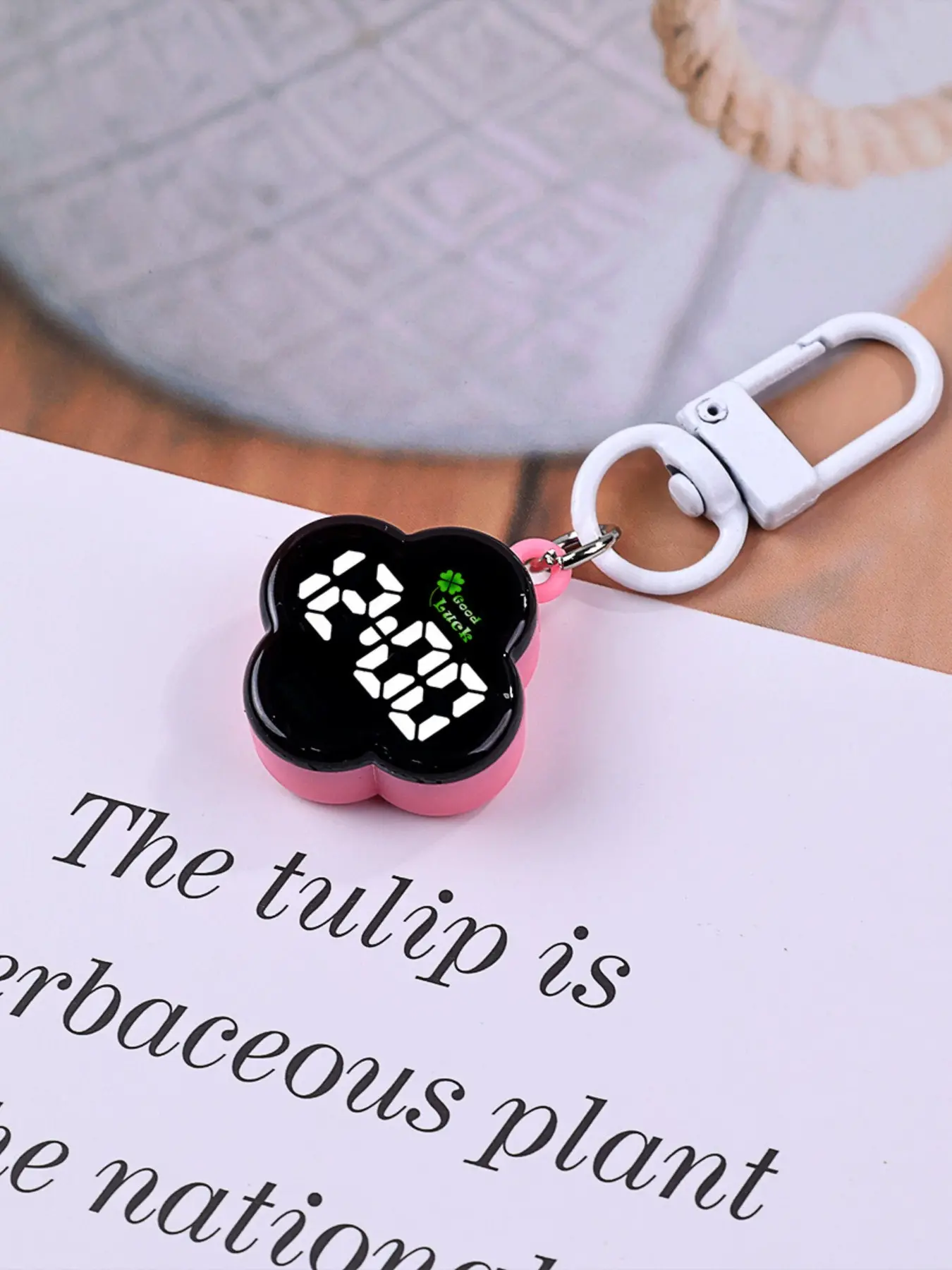New Kids Electronic Watch Pendant, Cute Girly Doll Watch for Students, Small Hanging Watch for Women, Adorable and Practical Timepiece, Digital Watches