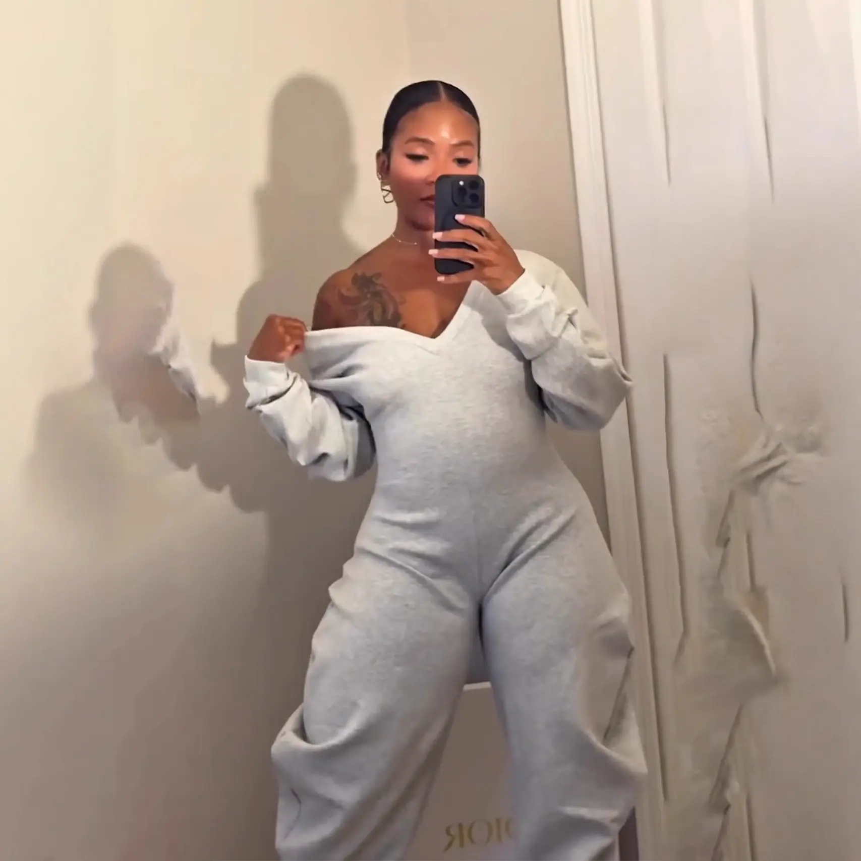 2026 New European American Women Long Sleeve Hooded Jumpsuit, V Neck Sexy One Piece Sports Sweatshirt Rompers, Loose Casual Athletic Tracksuit Jumpsuits For Daily Workout Street Wear, Available in Classic Green Orange Meadow Green Desert Yellow Black & Wh