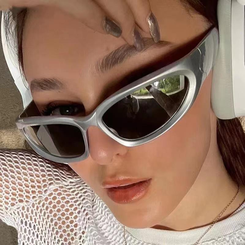 Sunglasses for driving, advanced sense anti-ultraviolet and anti-strong sunglasses, European and American steam punk sunglasses