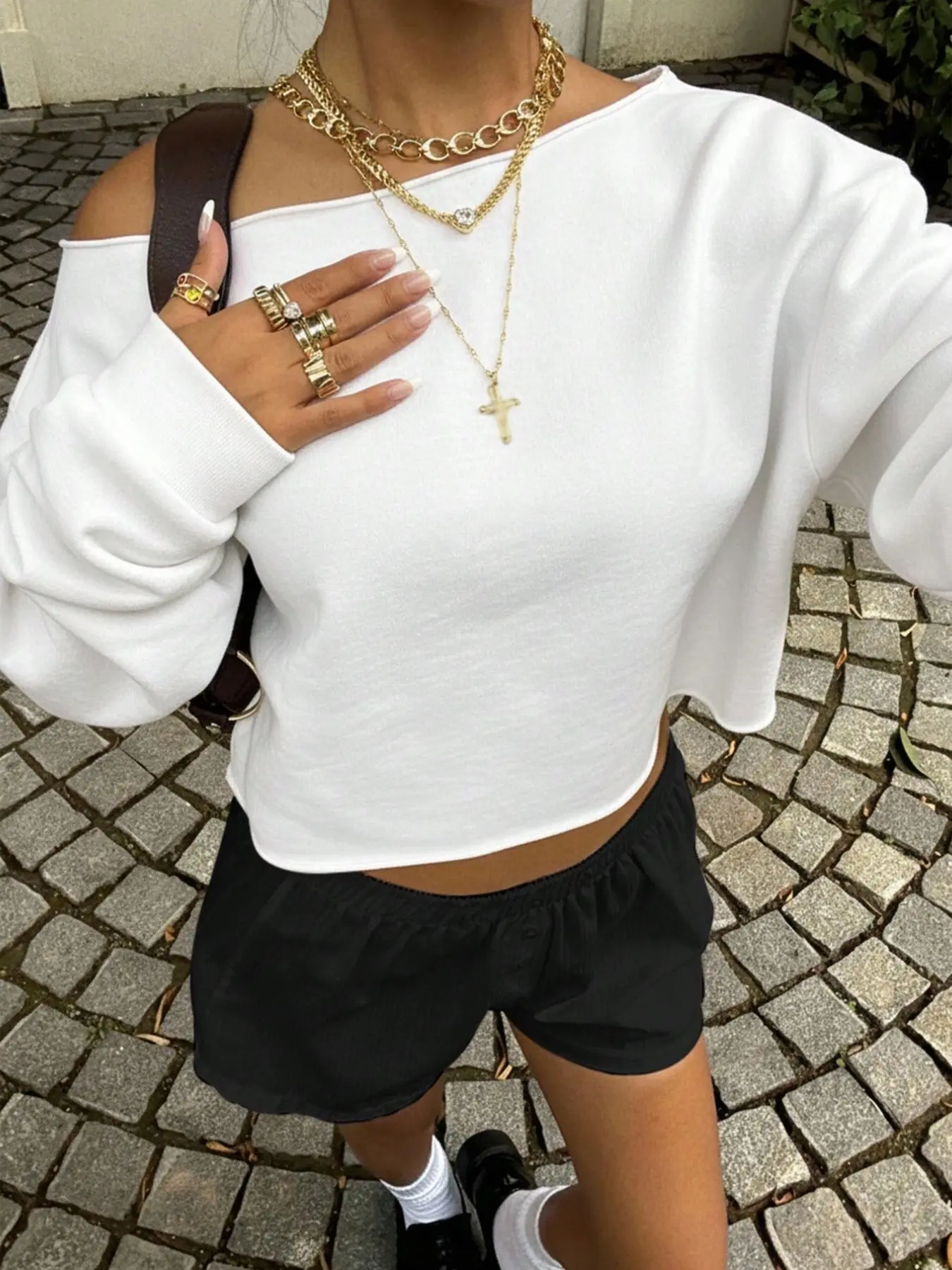 White Solid Breathable Soft Lightweight Stretchy Fabric Off Shoulder Loose Cropped Long Sleeve Top Y2K Spicy Girl Streetwear Casual Daily Outfit OOTD Basic Sweatshirt For Women Club Holiday Travel Outdoor Weekend Party Everyday Trendy Street Fashion Wear
