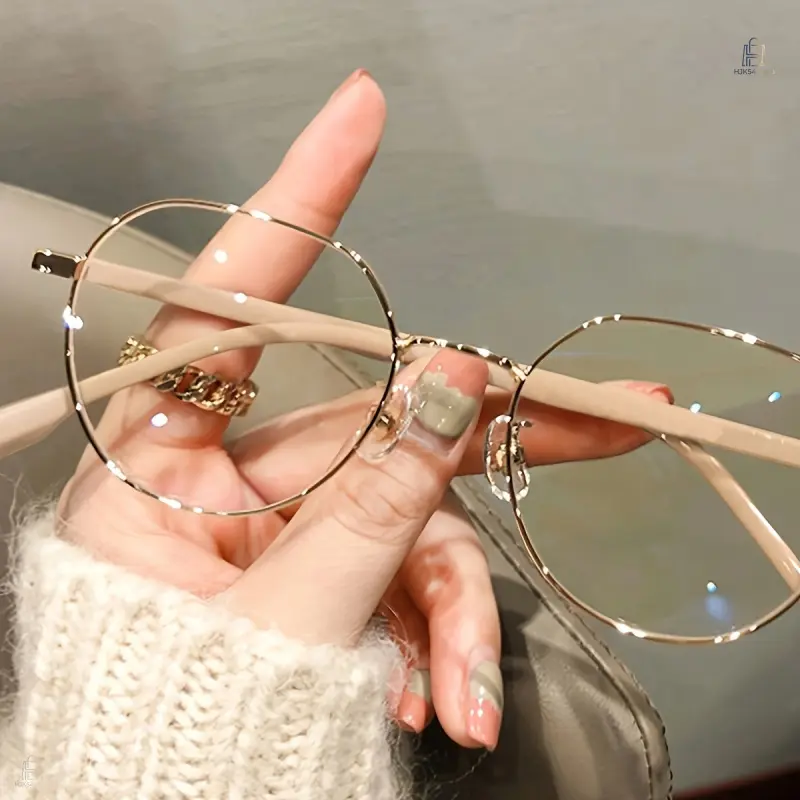 1‑Pair Elegant Women Round Full‑Rim Eyeglasses, Gold & Beige Tone Metal Frame Glasses, Trendy Fashion Eyewear, Versatile Accessory for Daily Commute, Casual Looks & Gifting to Friends