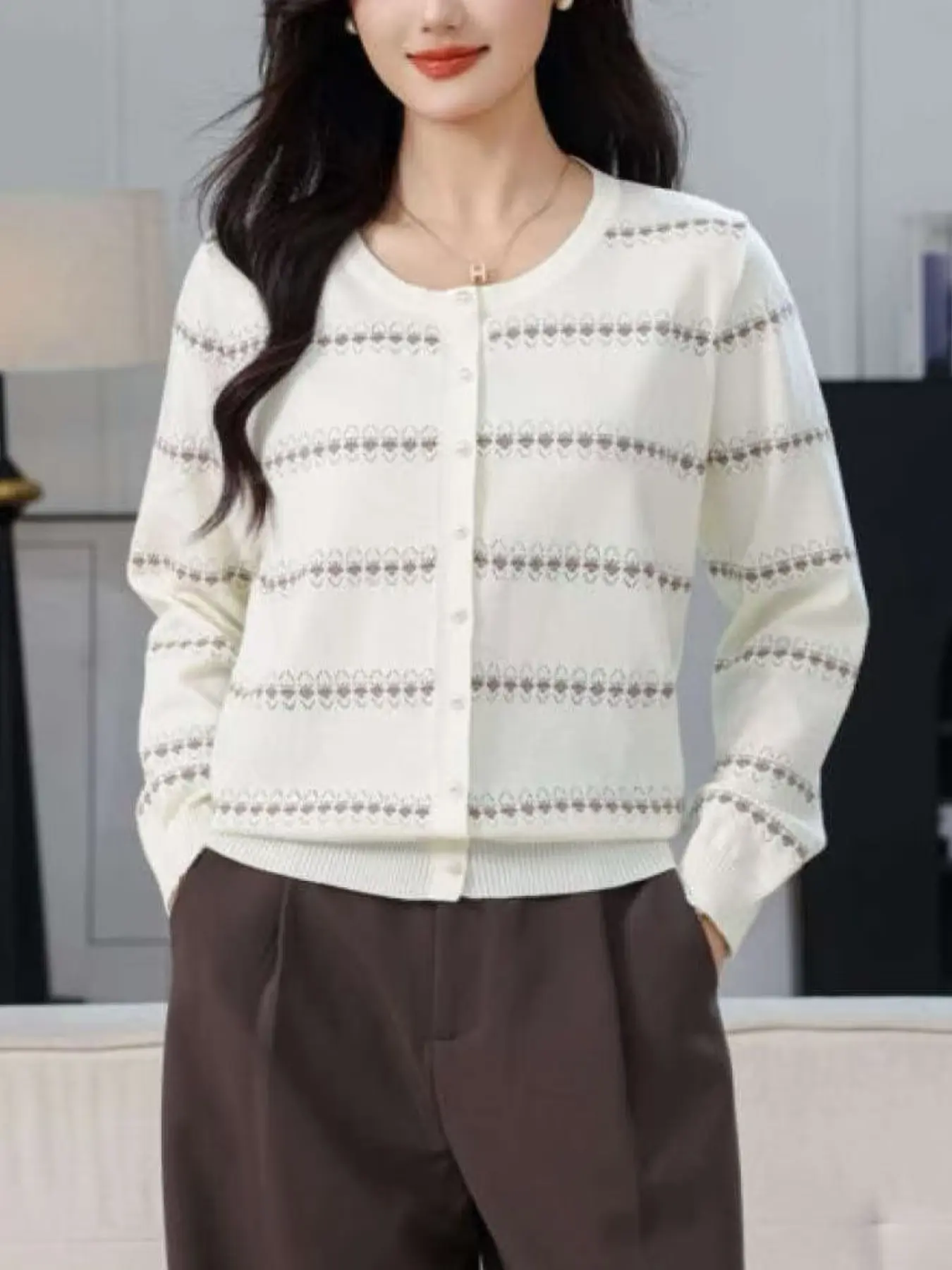 Tweed Stripe Knit Sweater, Long Sleeve Pullover, Loose-Fitting Casual Wear, Plain Surface Design, Unlined, Ideal for Everyday Style