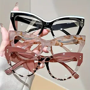 Elegant Cat-Eye Reading Glasses with Metal Hinges |   Minimalist Color Block Design |   Stylish Presbyopia Frames |   Diopter +1.0 to +4.0