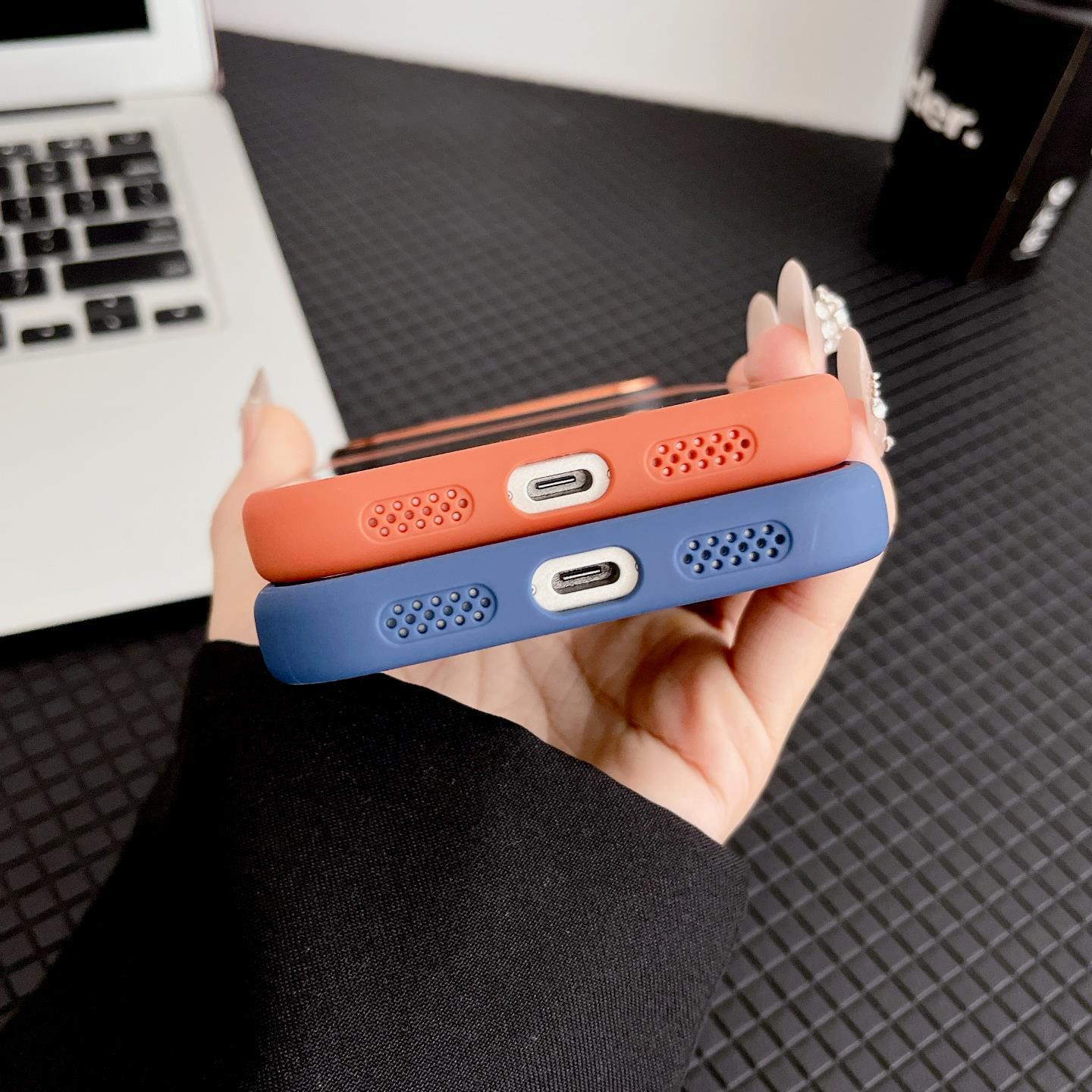 Hardware Metal Lens Compatible with iPhone 17 Pro Max Phone Case New Model Instant Change 17 Magnetic Suction Protective Cover