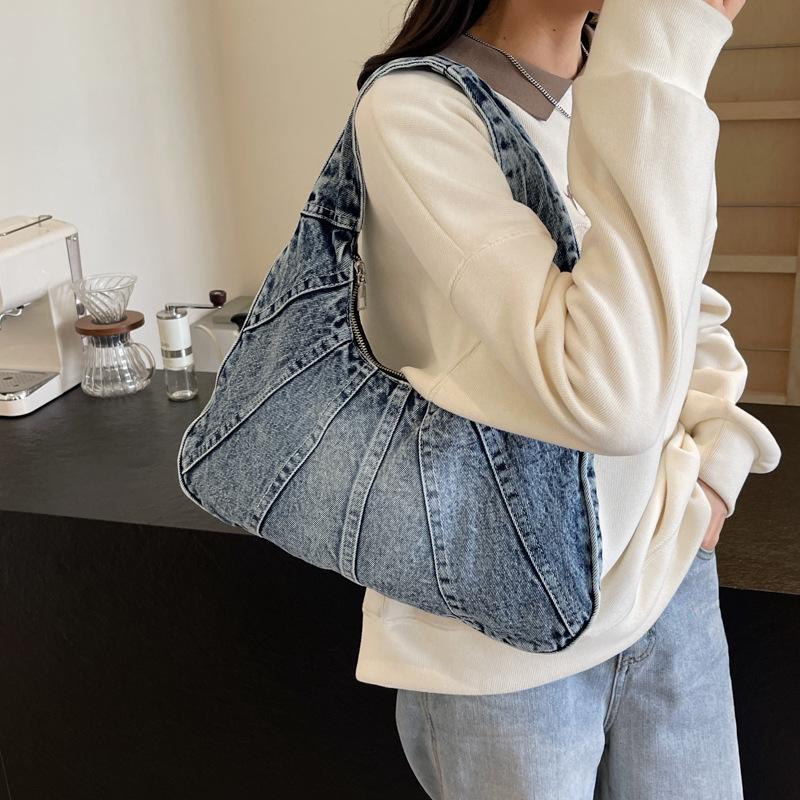 Fashionable Denim Shoulder Bag for Women – New Trendy Design for Cool Girls – Small Casual & Practical Everyday Armhole Bag