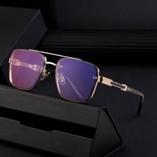Oversized Square Rhinestone Sunglasses - PC Lenses, Metal Frame, Trendy Millionaire Style Luxury Fashion Eyewear for Women, Beach Driving