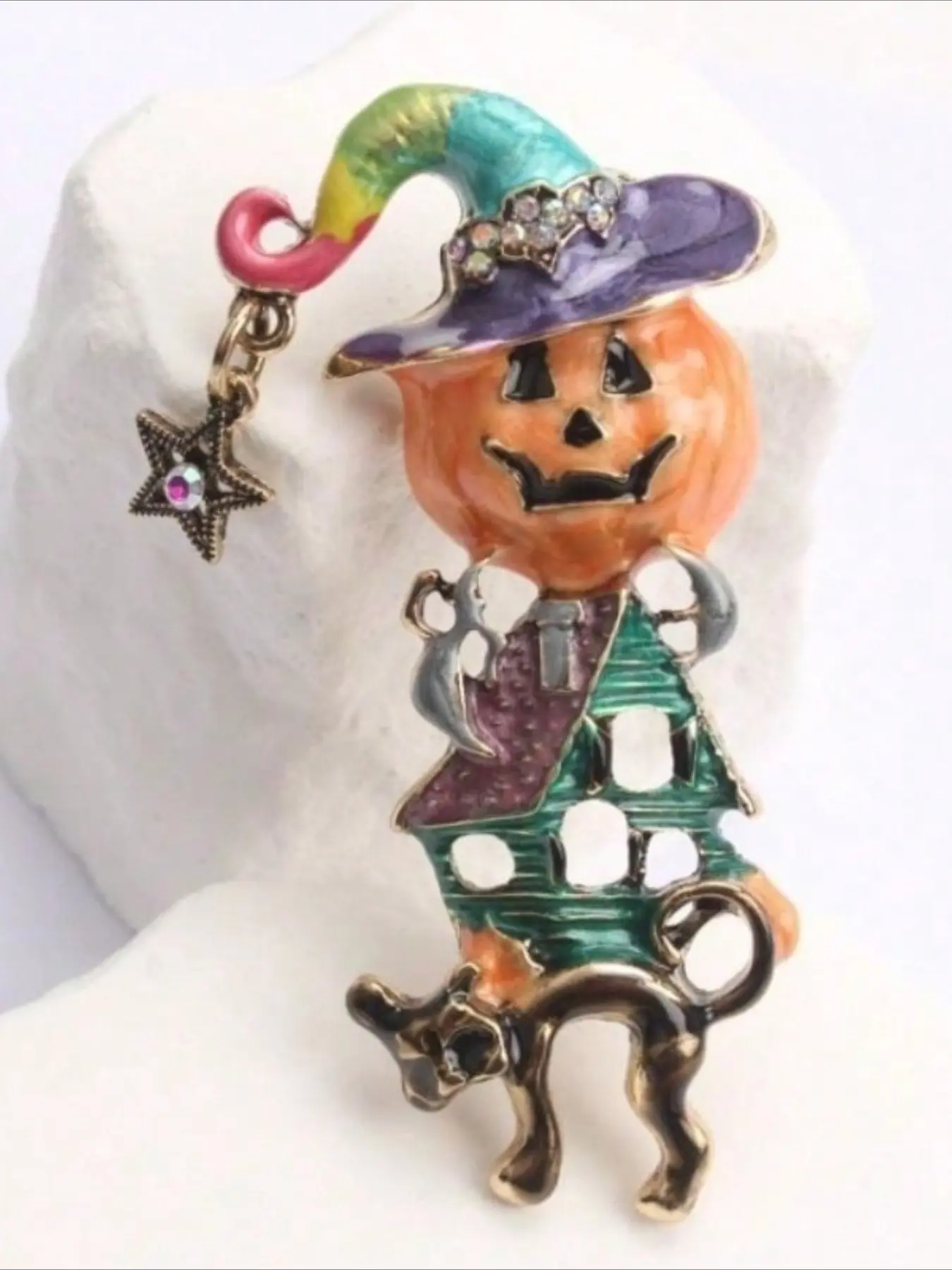 Halloween Pumpkin Witch Haunted House Black Cat Brooch, Spooky Cartoon Holiday Statement Lapel Pin for Holiday Outfit Decor Accessory Gift, Alloy Brooch Pin