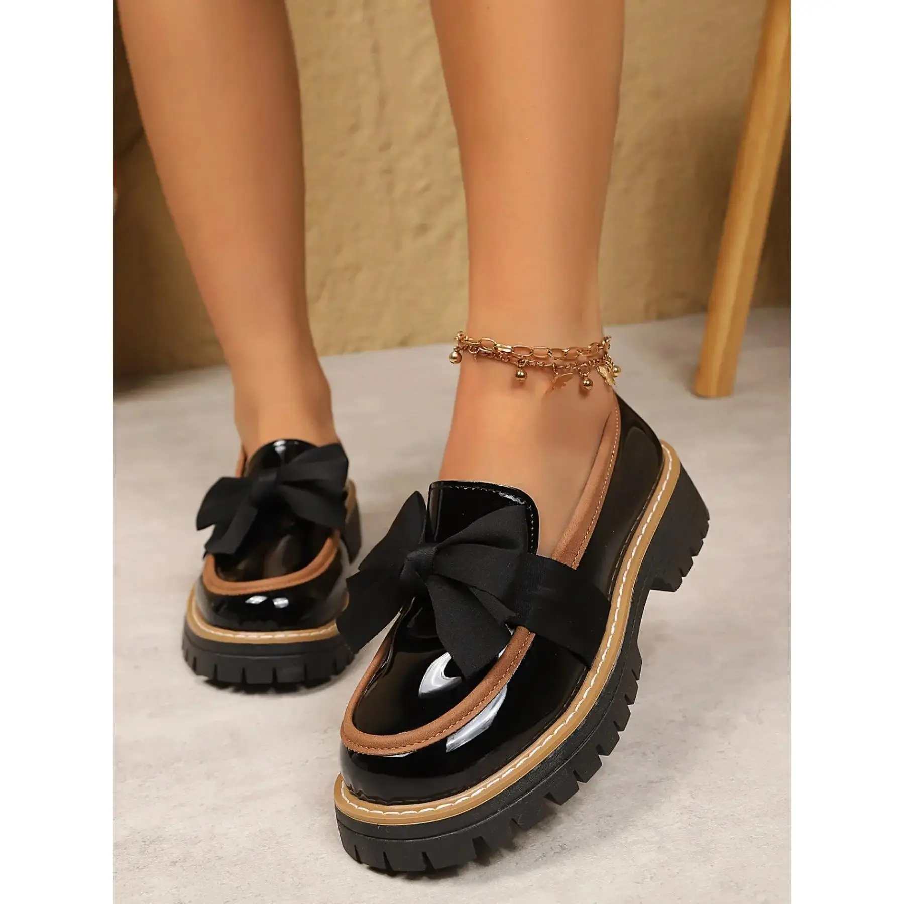 YYW1 Women's Commuter Casual Fashion Leather Shoes, British Style Comfortable Thick Sole Loafers, One-Click Lazy Single Shoe
