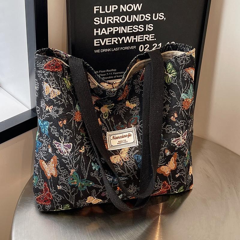 New canvas bag for high school students, commuter tote bag for women, trendy ins-style shoulder bag for going out, mommy bag