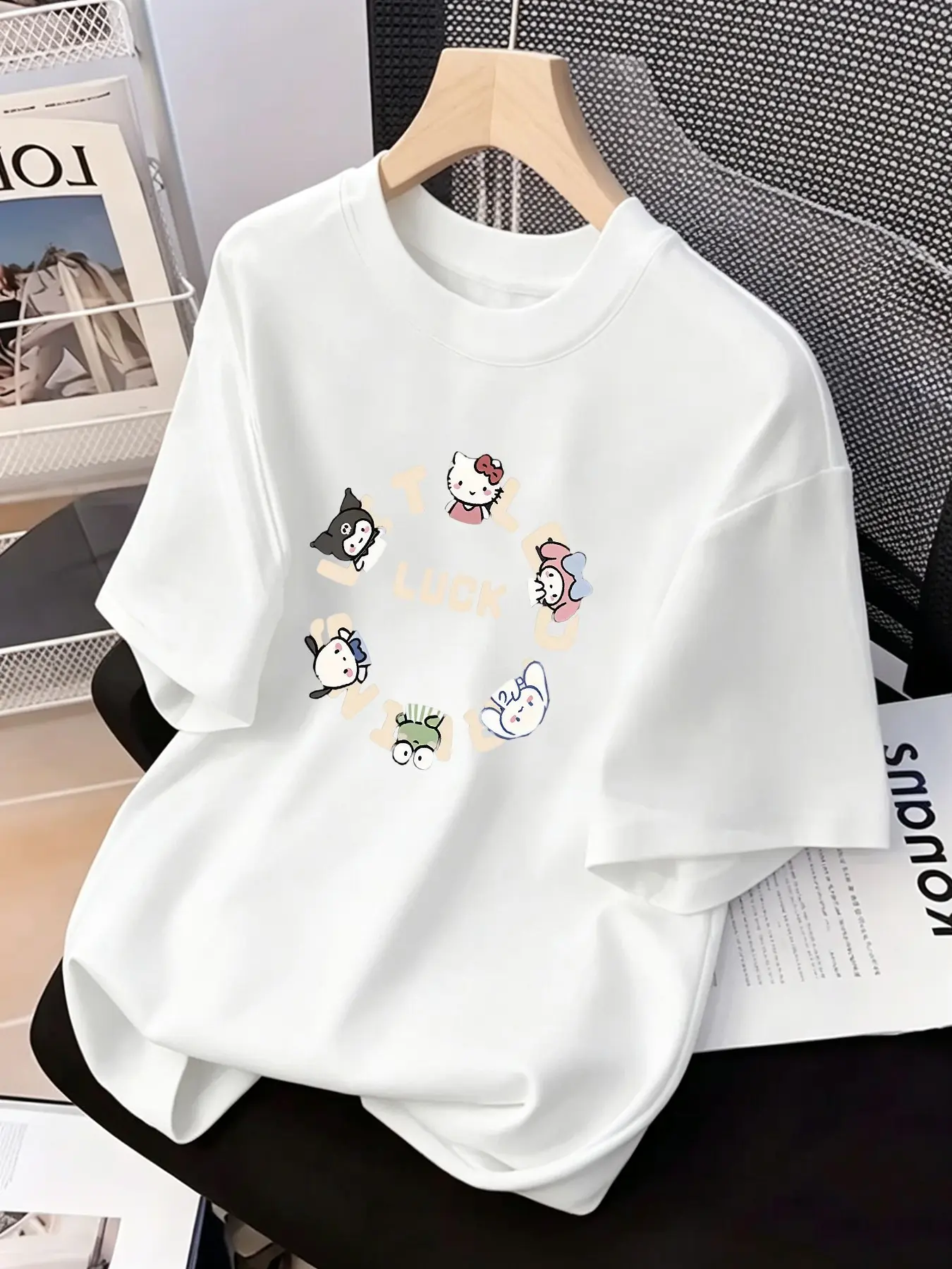 Women's Casual Breathable T-Shirt, Teen Girls' Home Wear, College Style Sports Top, Comfortable and Stylish, Perfect for Daily Use