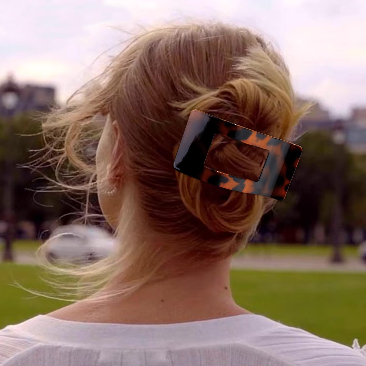 Flat Hair Clips for Women Girls, Matte Lay Flat Claw Clips, Strong Hold Large Side Hair Clip All Hair Types, French Duck Billed Hair Jaw Claw Clip, Non Slip Grip for Daily Styling Tortoise