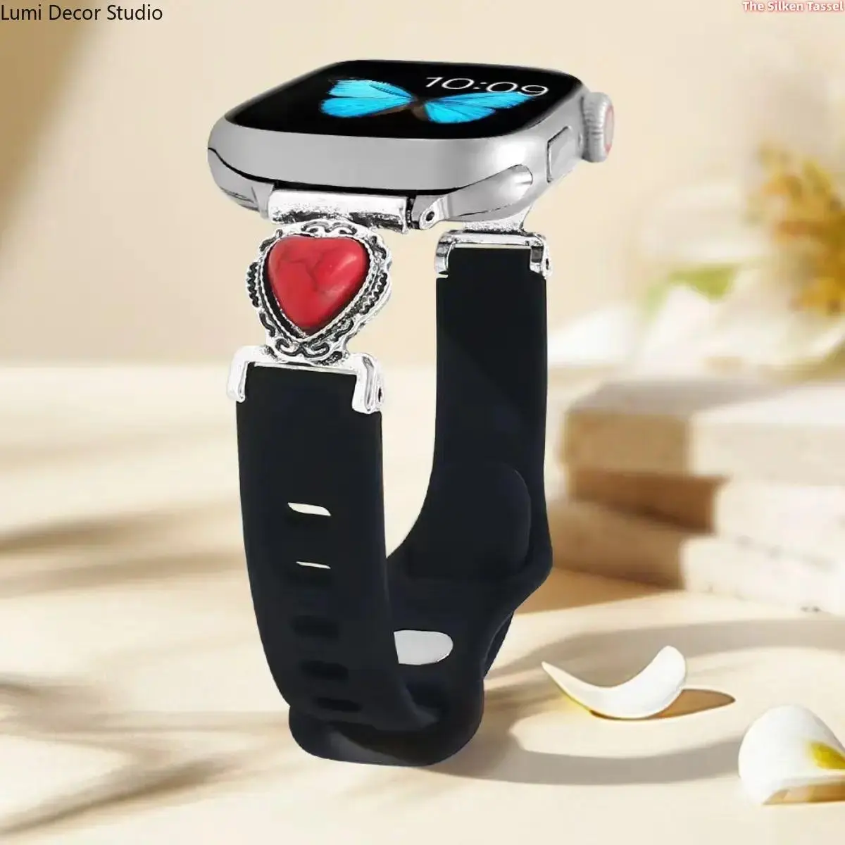 Female Chic Wearable Heart Turquoise Silicone-Metal Hybrid Watch Band, Casual Western-Inspired Comfortable Wrist Strap Compatible with 38-49mm Models