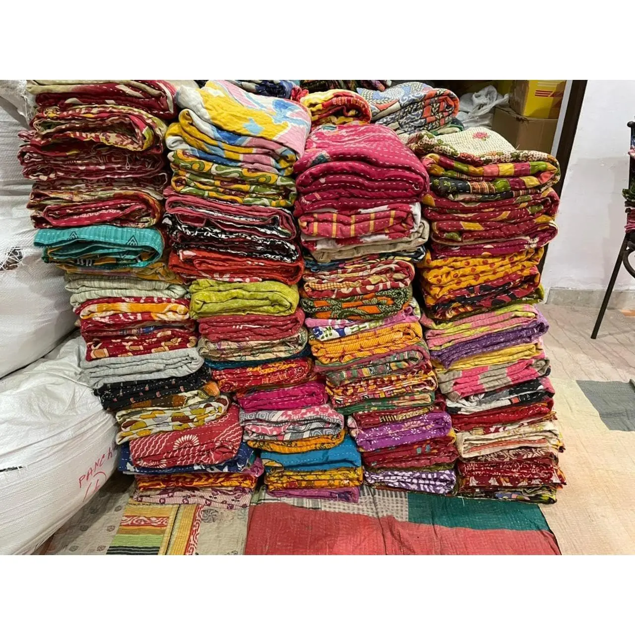 Indian Handmade Vintage Kantha Quilts Tribal Reversible Cotton Bedspread Throw Assorted Cotton Sari Patches Blanket(3Pcs)