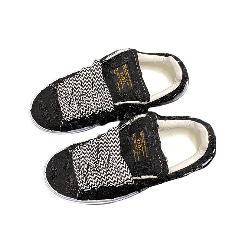 Men's Heavy-Duty All-Season Low-Top Sneakers - Black & Checkerboard Skate Shoes with Thick Rubber Sole, Cushioning, Lace-Up Casual Wear Suitable for Daily Use, Skateboarding, Outdoor - Wide