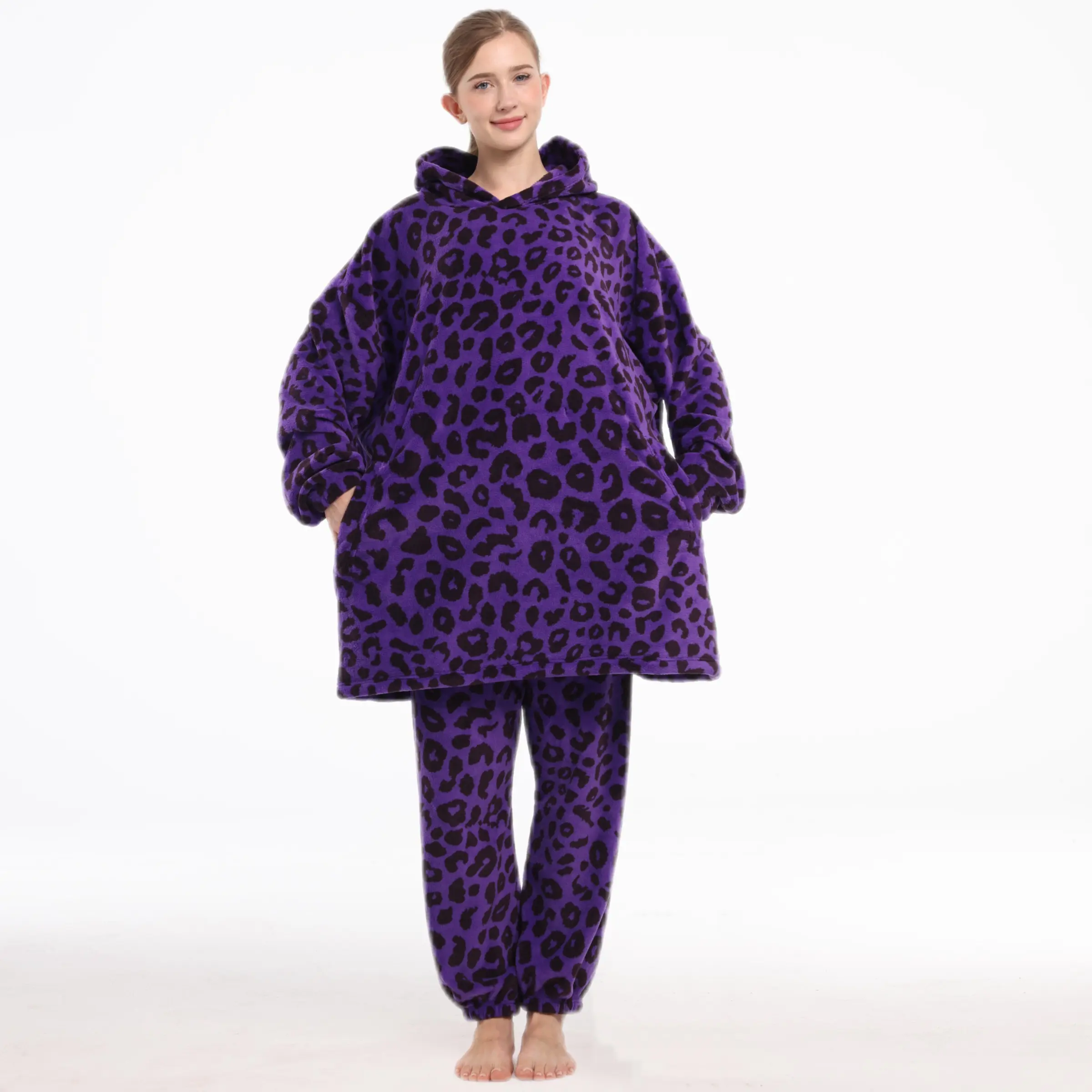 Leopard Print Wearable Blanket Set, Unisex, Hooded with Pockets, Cozy and Warm, Perfect for Fall Winter, Ideal Gift
