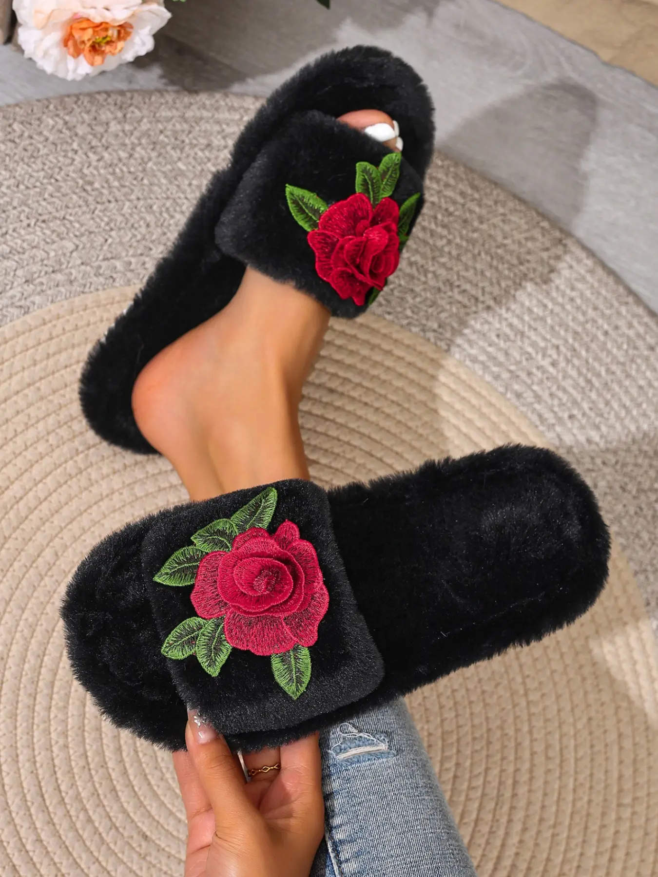 Vintage Rose Embroidered Open-Toe Plush Slippers, Women's Comfortable Fluffy Textile Indoor Shoes, Elegant Floral Home Footwear