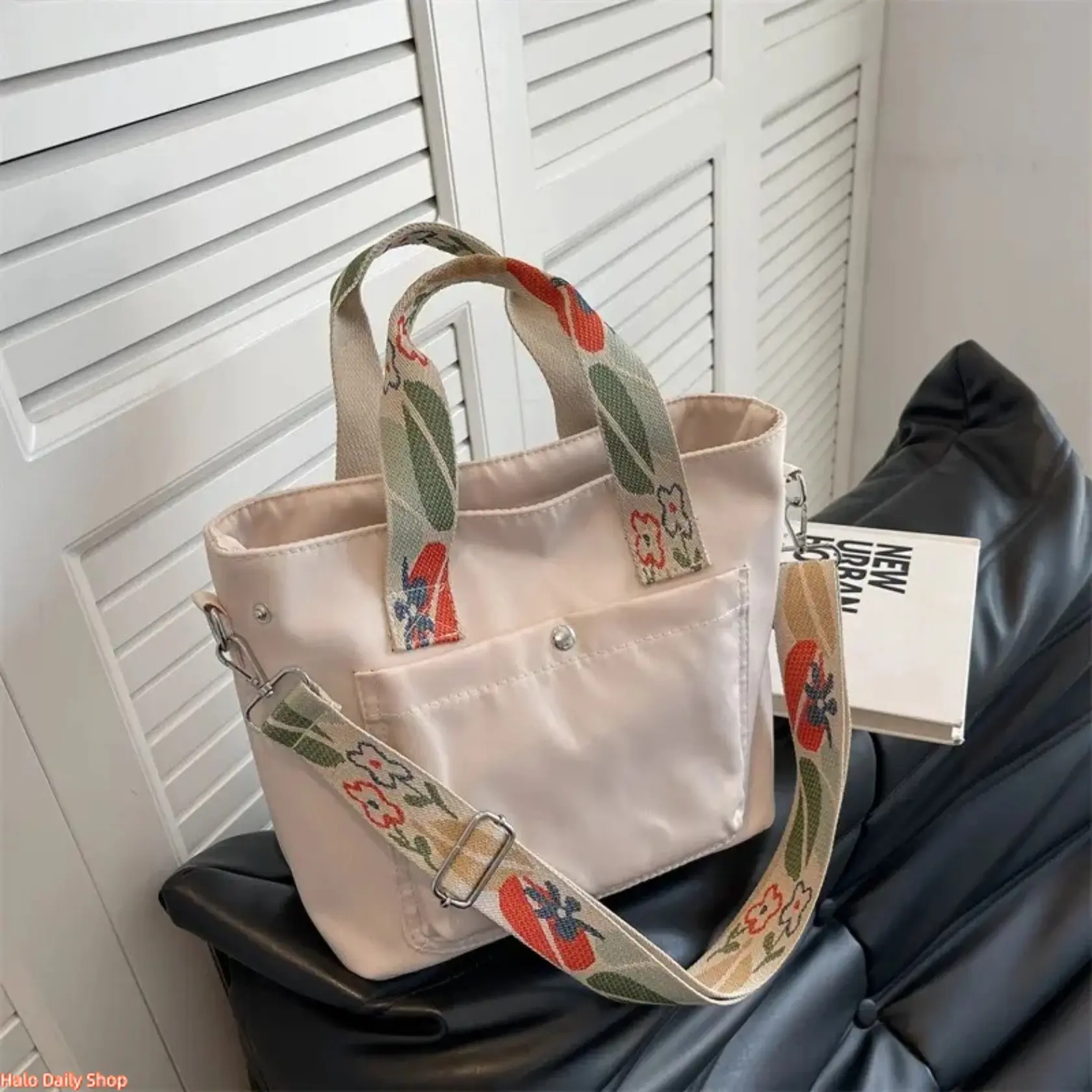 Fashion Portable Canvas Messenger Bag with Wide Shoulder Strap - Casual Everyday Daily Use Shoulder Bag for Students (Fashion Accessories), Casual Shoulder Bag, Everyday Bag