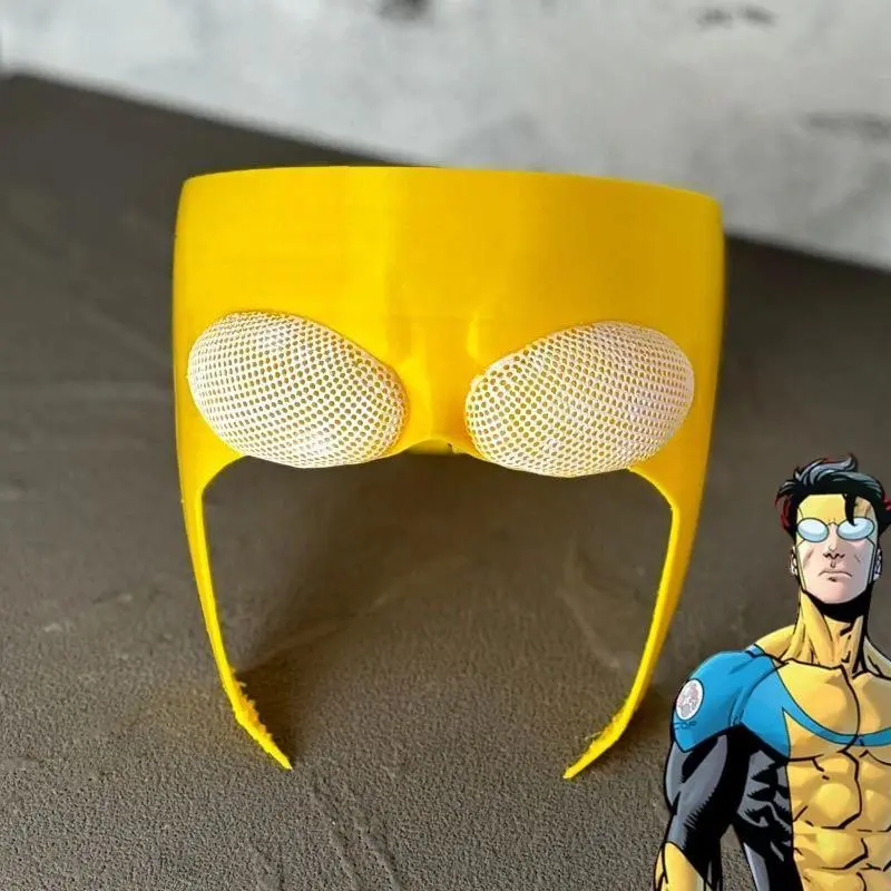 Superhero Cosplay Mask, Yellow Comic Book Hero Style PETG Half-Face Goggles for Adult Halloween Costume & Convention Photo Prop, Cosplay Prop, Polyester, Character-Based, Half-Face Mask