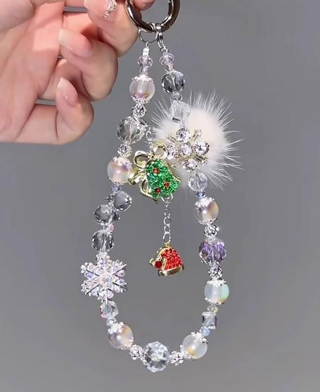 Green Christmas Tree Bead Phone Strap, Luxurious and Minimalist Accessory, Fashionable and Personalized Wind Chime Keychain